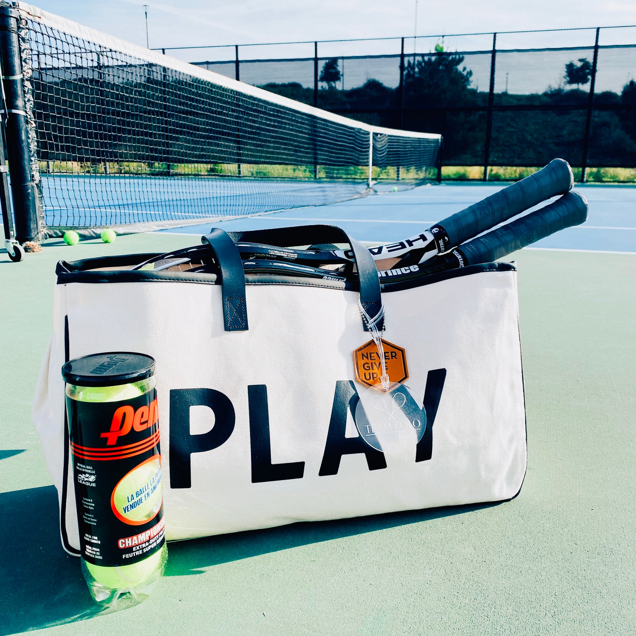 LUXURY TOTE - PLAY